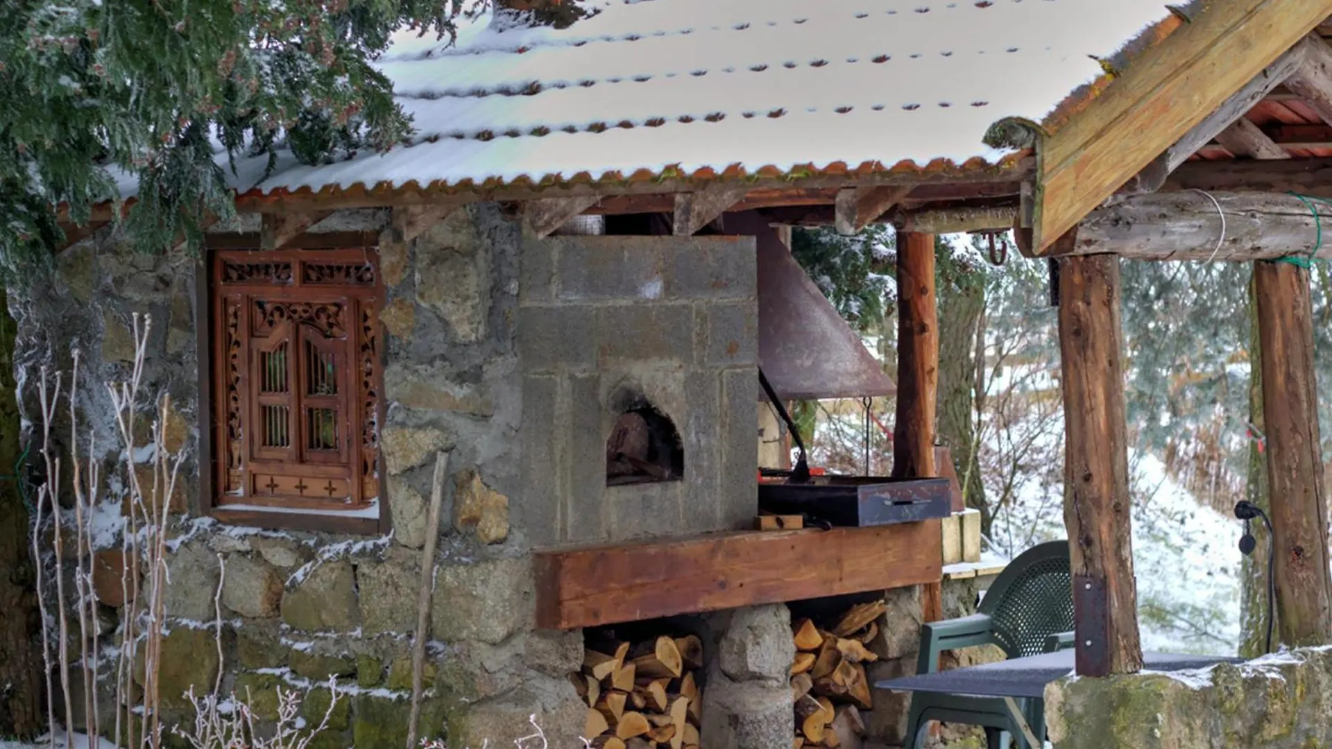 Gite Chaleureux Avec Cheminee, Jardin Et Four A Pain, Ideal Pour Des Vacances Paisibles En Nature - Fr-1-496-57 Marlhes Frankreich