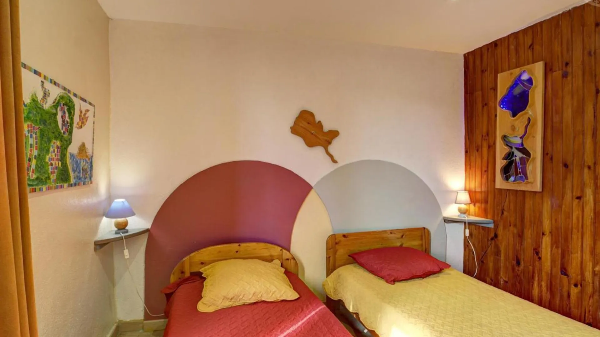Ferienhaus Gite Chaleureux Avec Cheminee, Jardin Et Four A Pain, Ideal Pour Des Vacances Paisibles En Nature - Fr-1-496-57 Marlhes