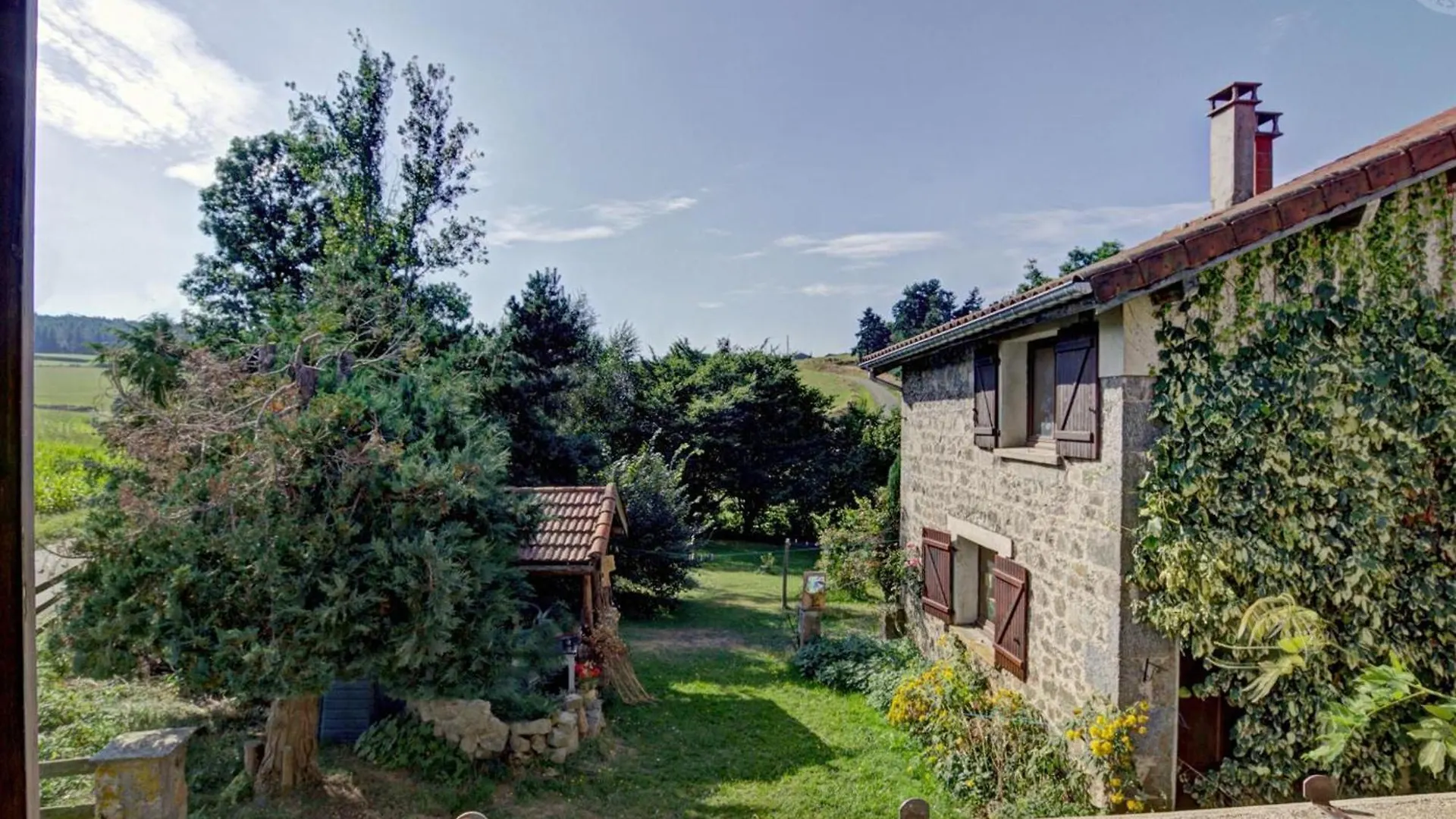 Gite Chaleureux Avec Cheminee, Jardin Et Four A Pain, Ideal Pour Des Vacances Paisibles En Nature - Fr-1-496-57 Marlhes